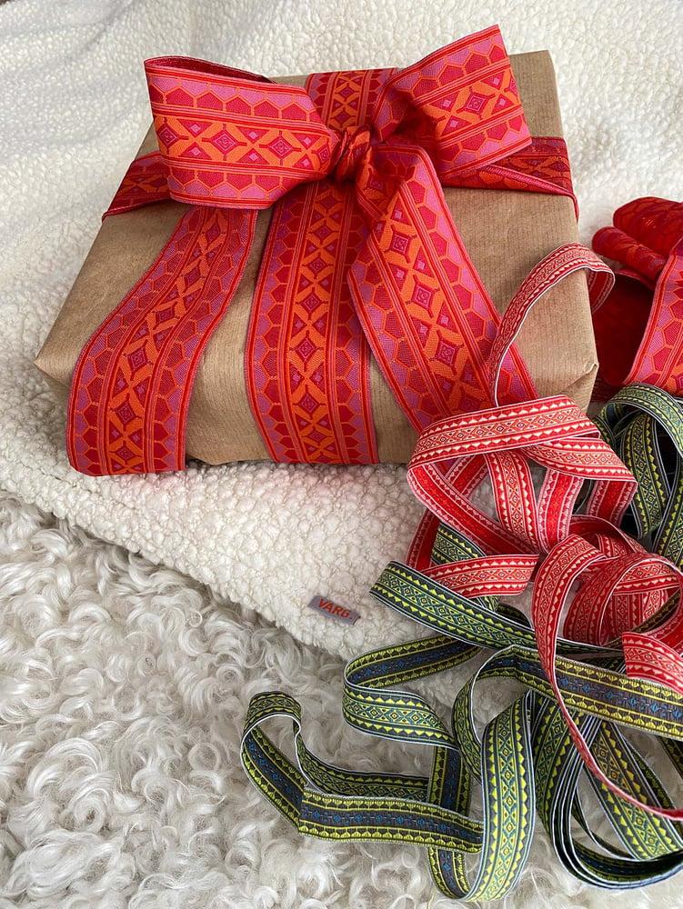 Gift Wrapping