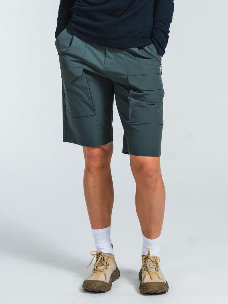 W Lofoten cargoshorts